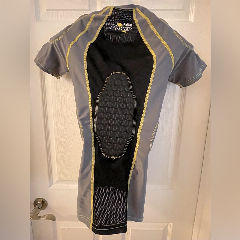 Riddell Padded Compression Football Shirt - Men’s M